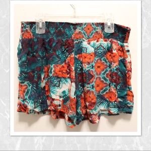 Flowy patterned shorts